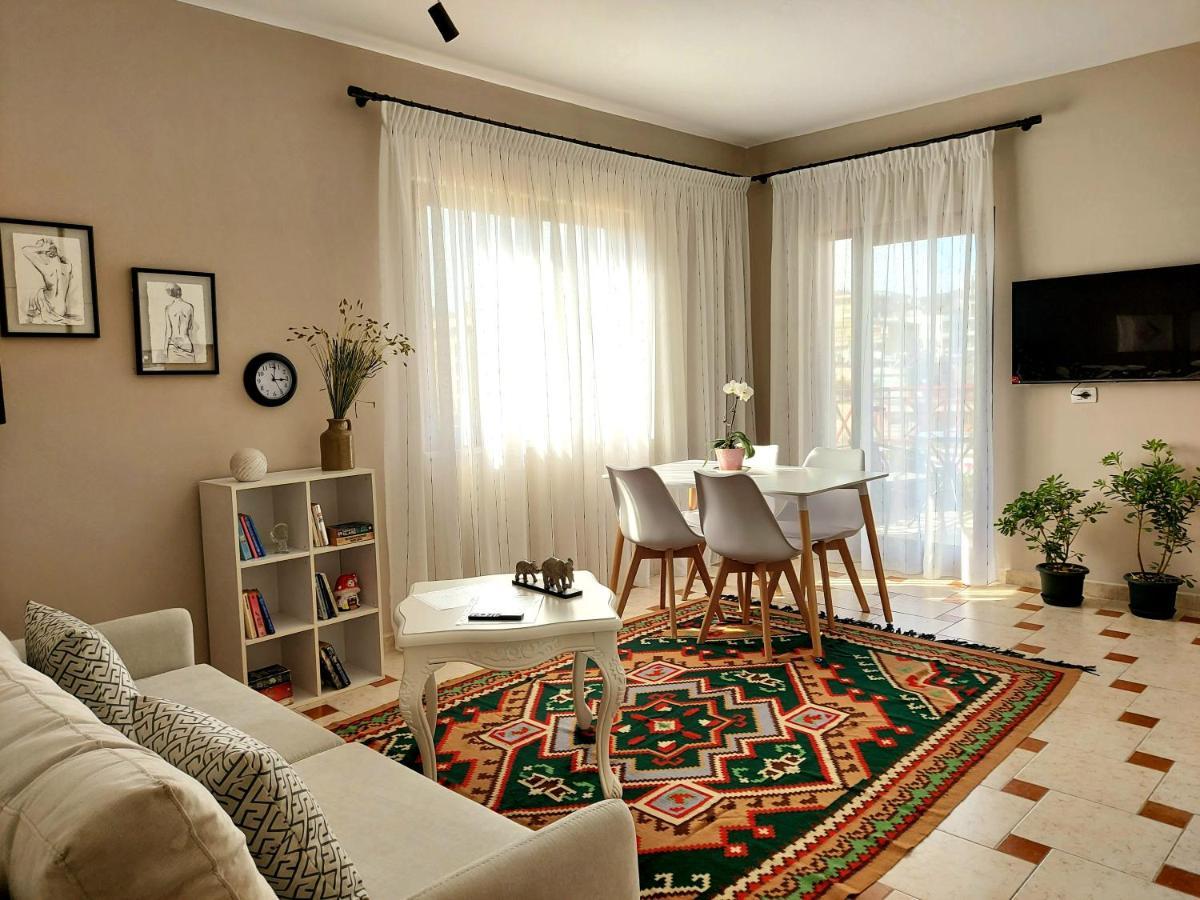 Apartament Cozy In The Heart Of Bllok